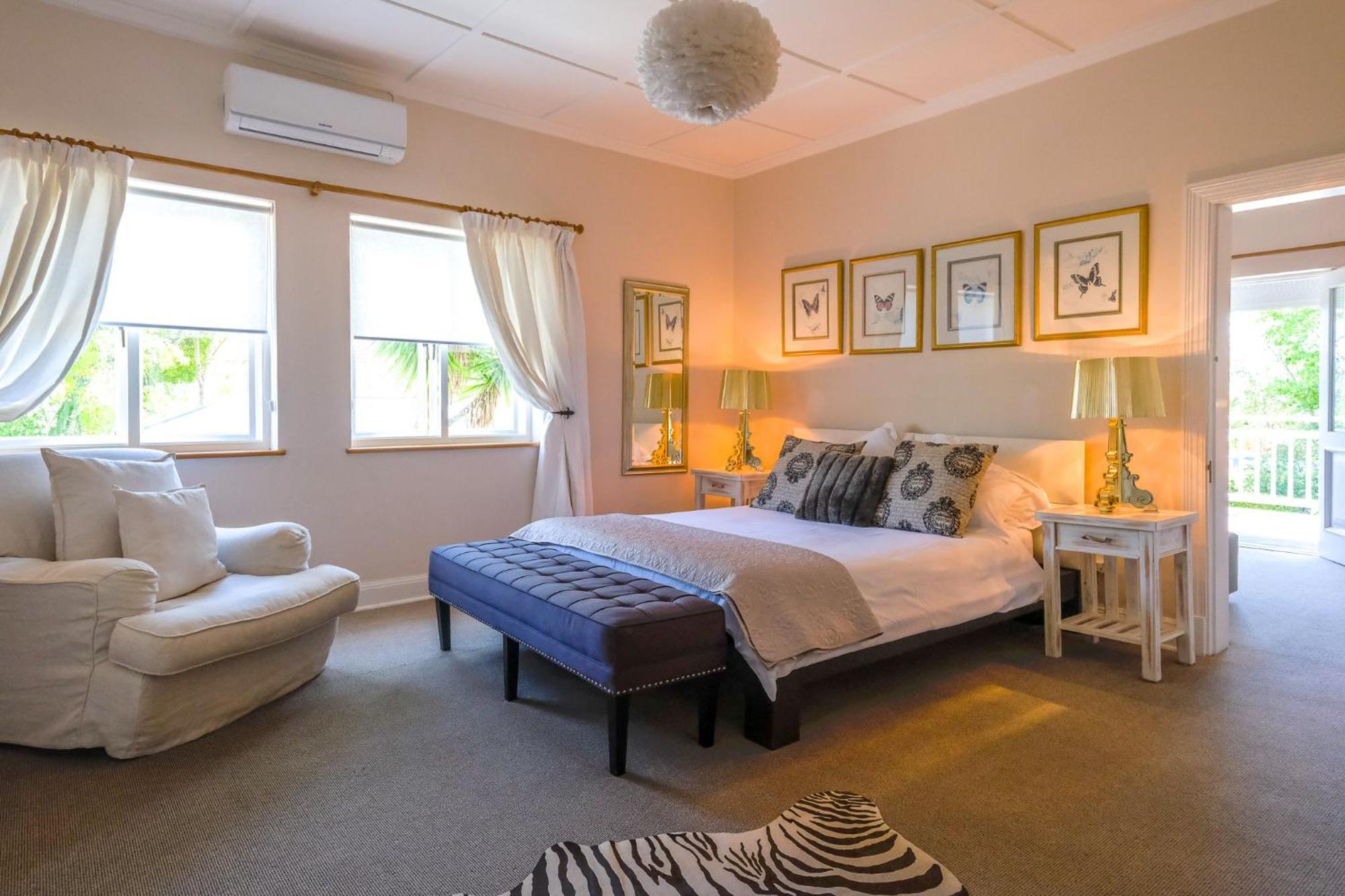 Oude Berg Guesthouse - 10 Caledon Street George Bilik gambar