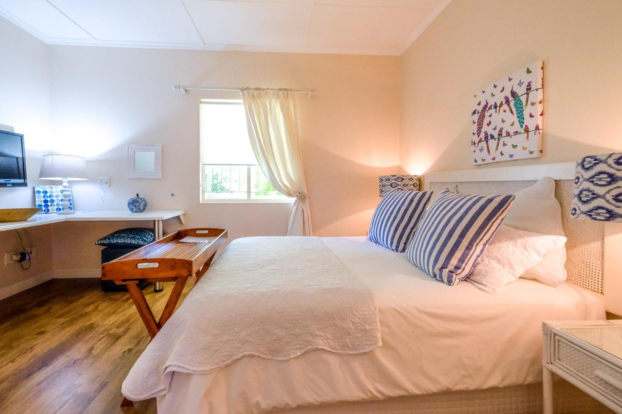 Oude Berg Guesthouse - 10 Caledon Street George Bilik gambar