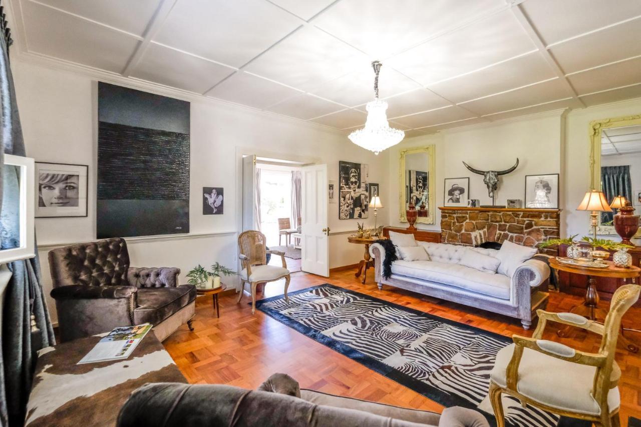 Oude Berg Guesthouse - 10 Caledon Street George Luaran gambar